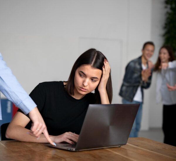 Cómo detener el acoso laboral